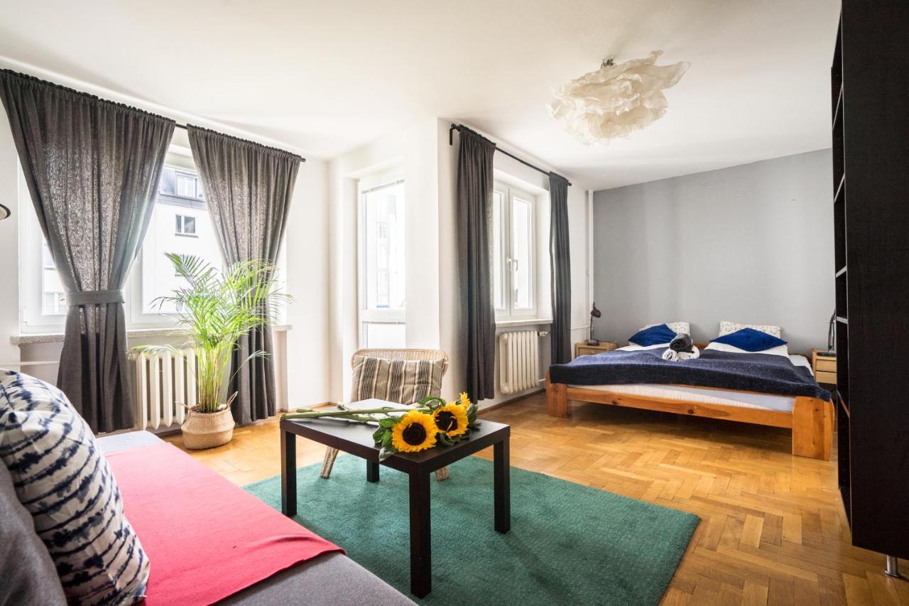 Oomph Warsaw Central 3-Bedroom Flat Exterior photo